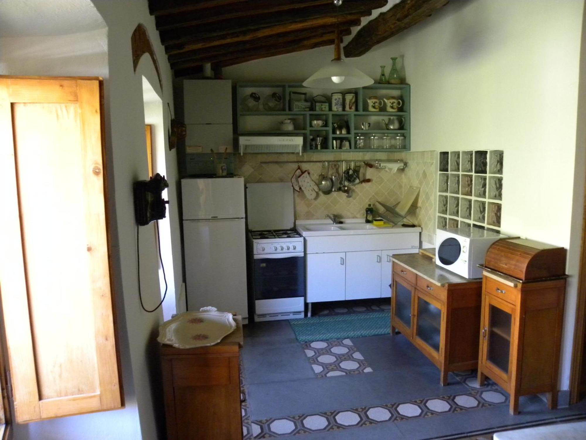 Casa Tucci Apartment Reggello Bagian luar foto